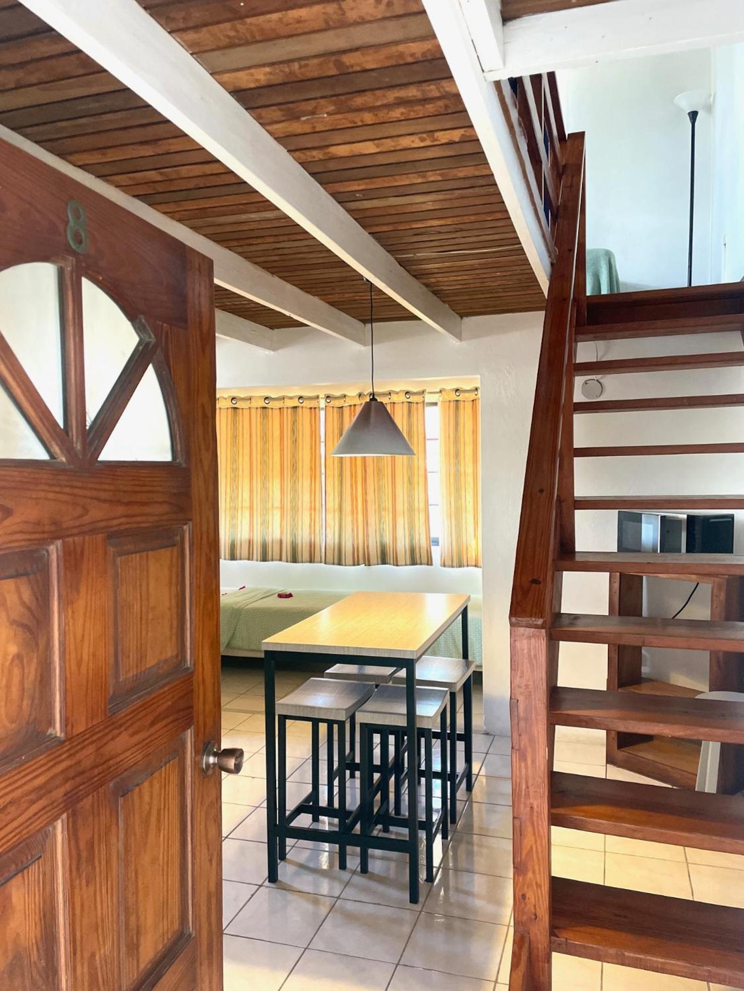 Bananaquit Tobago -Stay Near The Beach 크라운 포인트 외부 사진