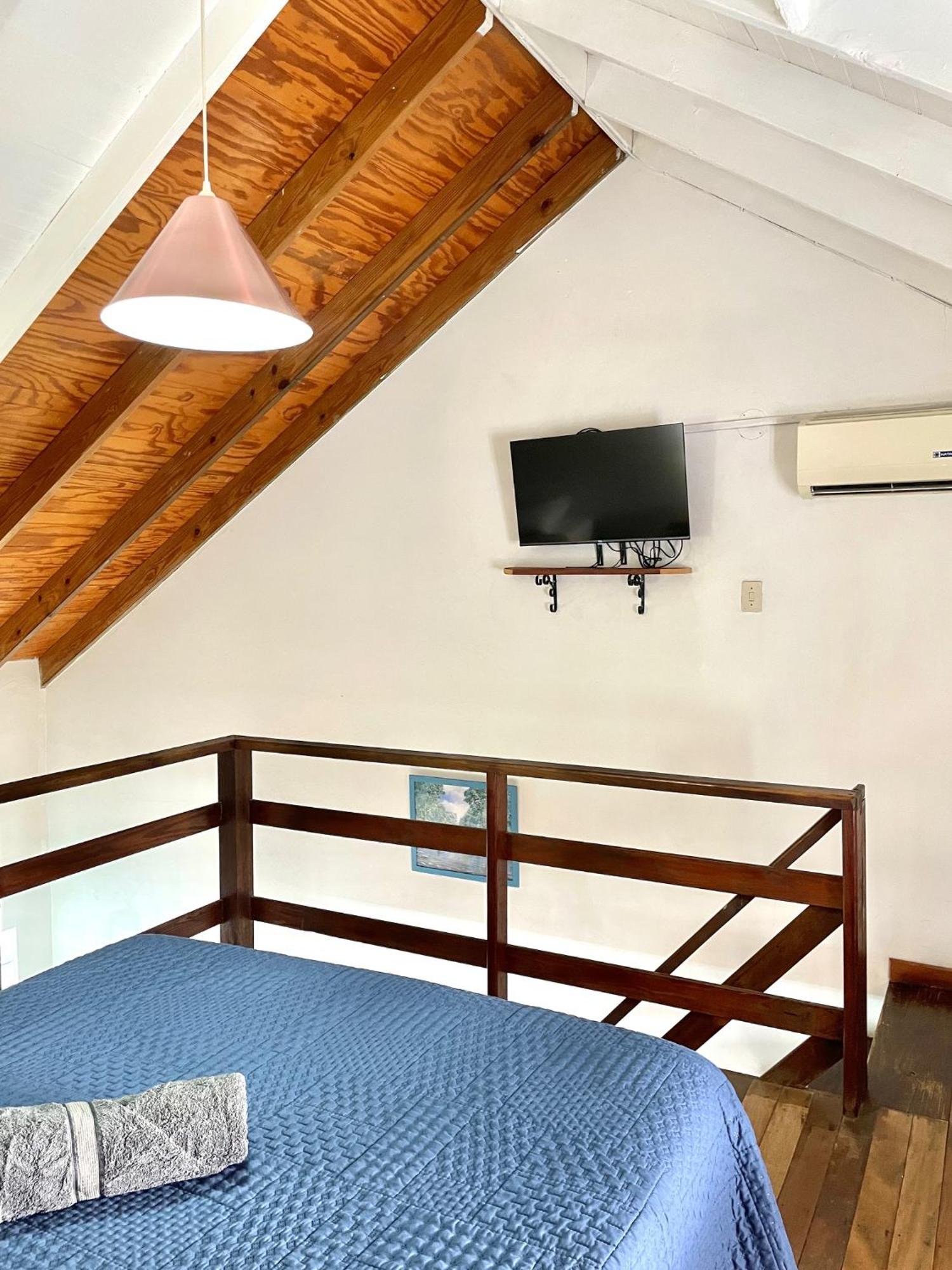 Bananaquit Tobago -Stay Near The Beach 크라운 포인트 외부 사진