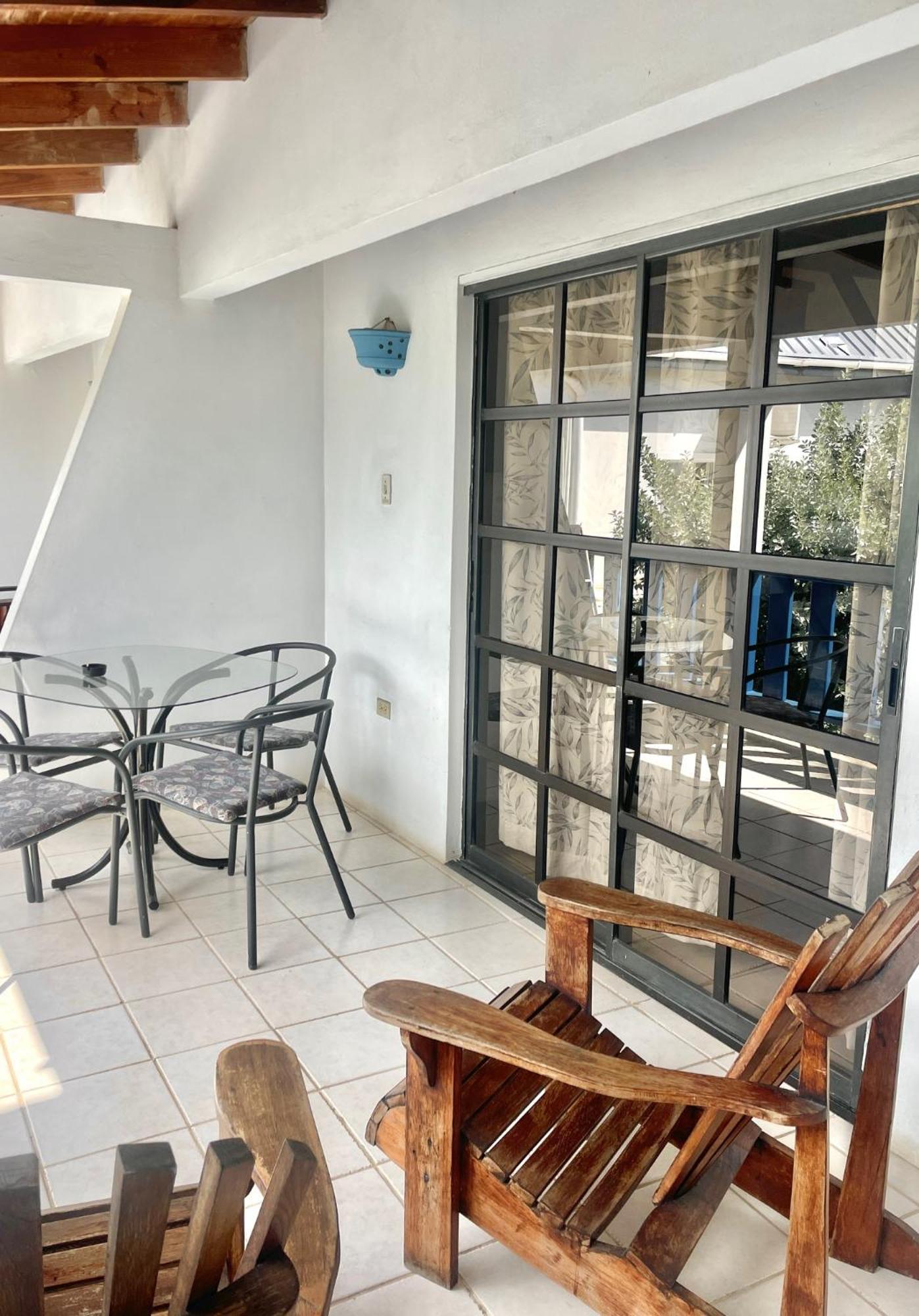 Bananaquit Tobago -Stay Near The Beach 크라운 포인트 외부 사진