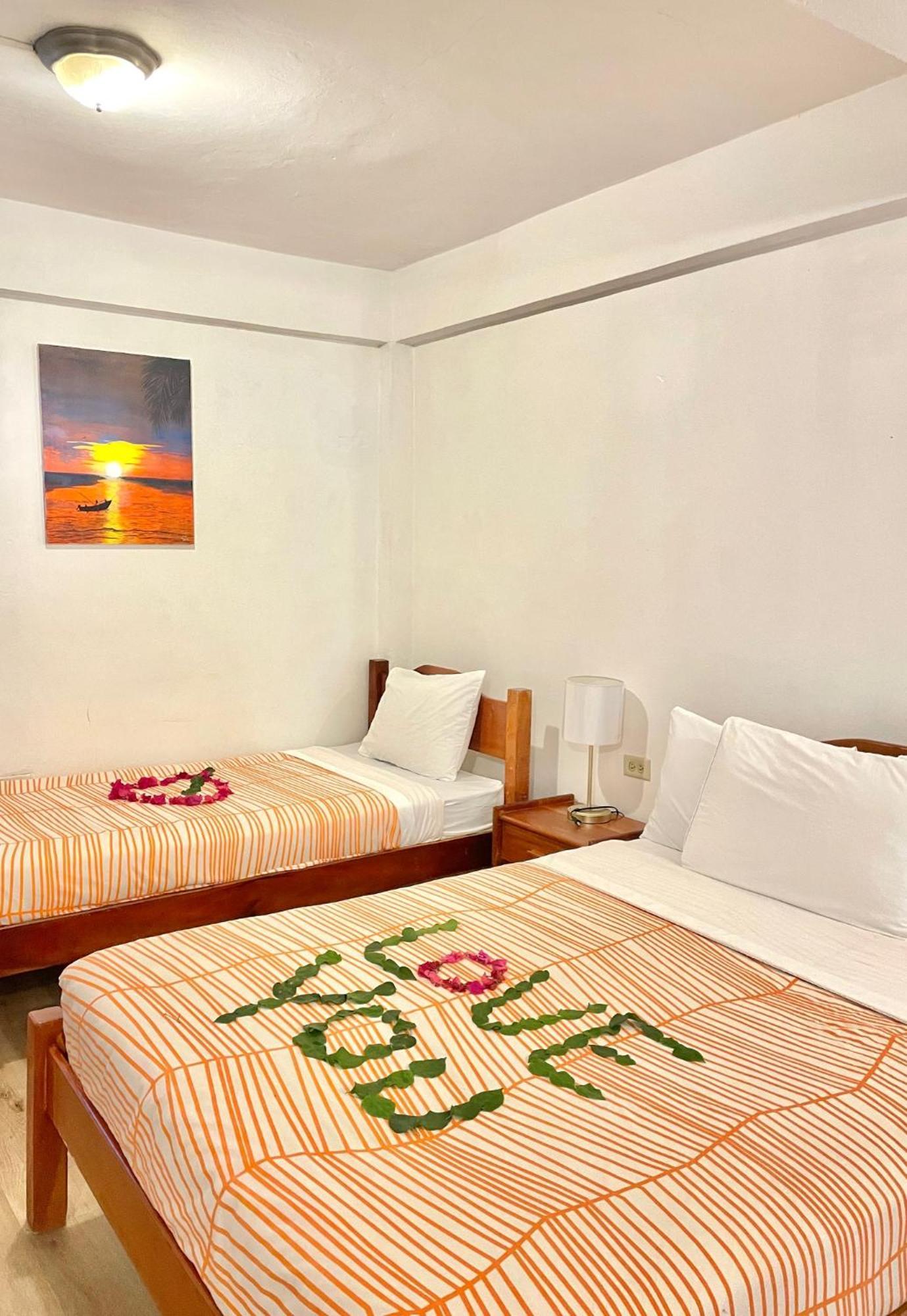 Bananaquit Tobago -Stay Near The Beach 크라운 포인트 외부 사진